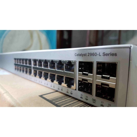 Switch Cisco WS-C2960L-24PS-AP 
