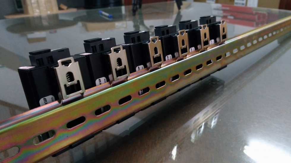 Bộ chuyển đổi quang điện 1 sợi single-mode 10/100 SC Simplex 20KM Mini Din-rail ✅ Converter quang 1 Fiber Cablexa FMC-100-M-CA