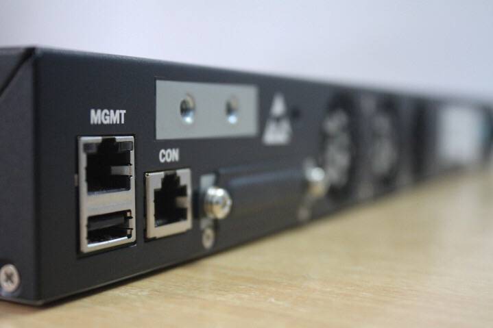 Switch Juniper EX2200